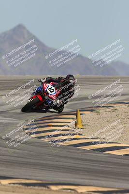 media/Oct-02-2025-Racers Edge (Thu) [[2c91cb6ab3]]/2-A Group/Session 5-Turn 12 (130pm)/